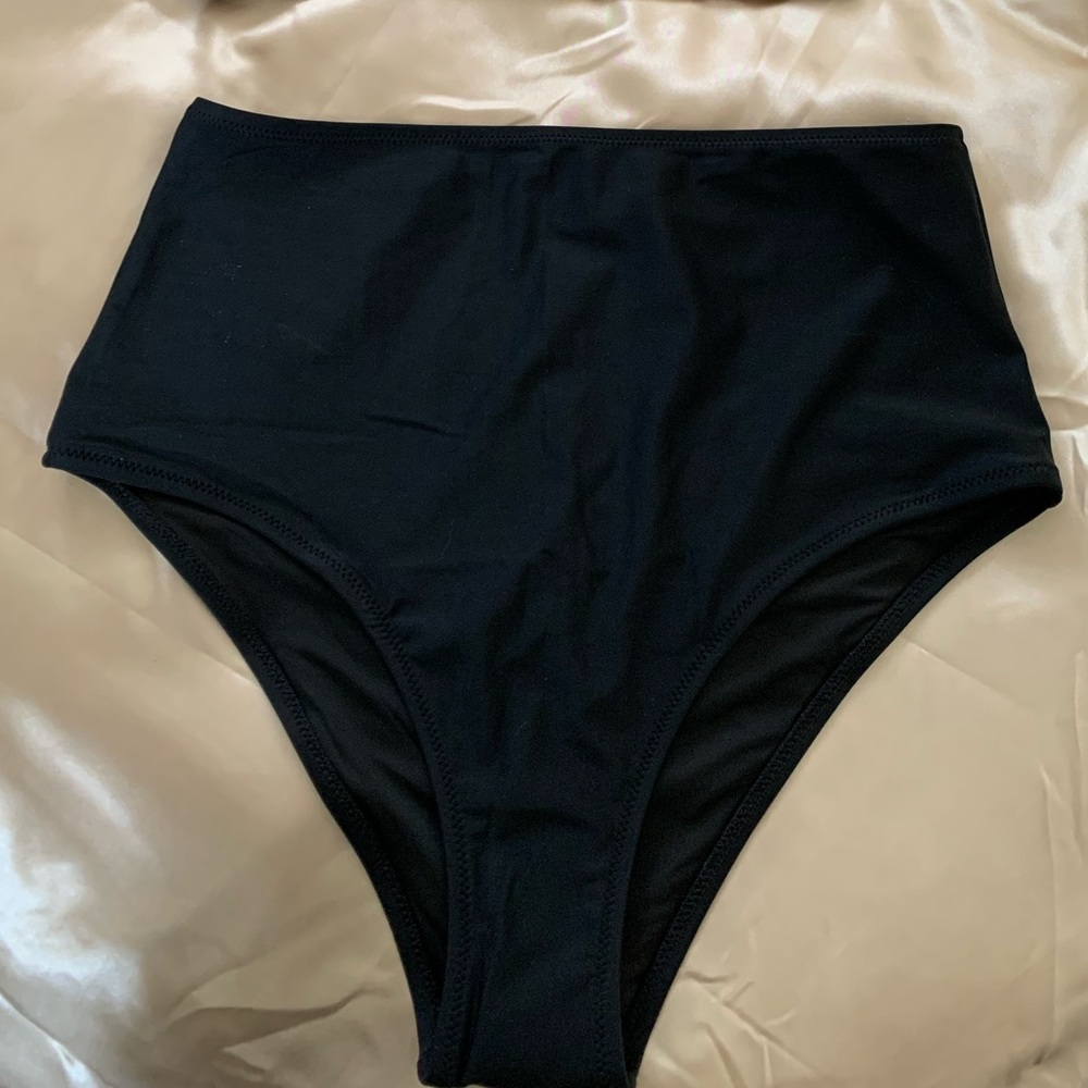 High waisted cheeky swim bottoms